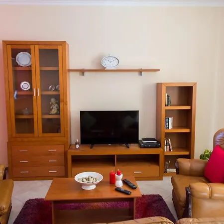 Apartament “venik House” Sea_mountains_relaxing_barbecue Funchal (Madeira)